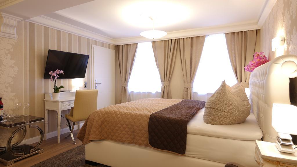 Querfurter Hof Hotel Ngoại thất bức ảnh